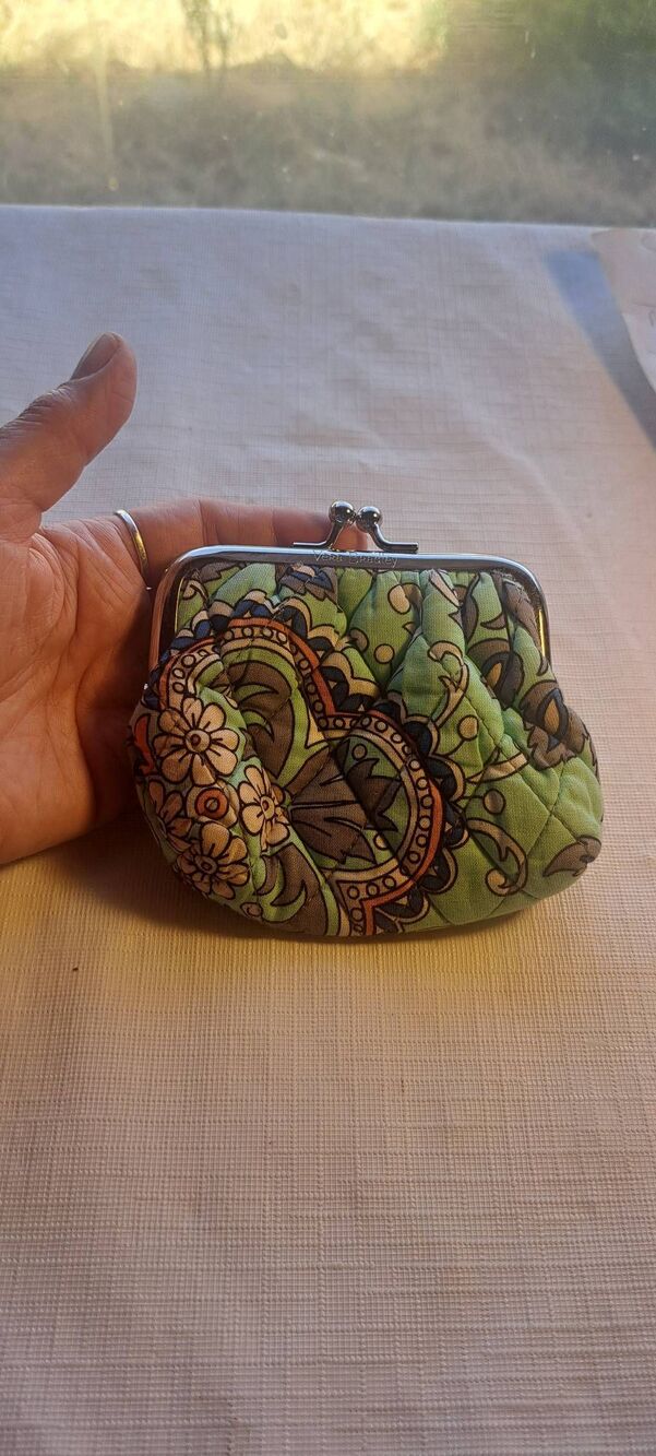 Vera Bradley Quilted Coin Purse Kiss Lock Wallet Green Paisley Floral Small Chan